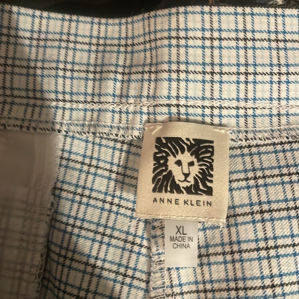 Pants - Picture 5 of 5